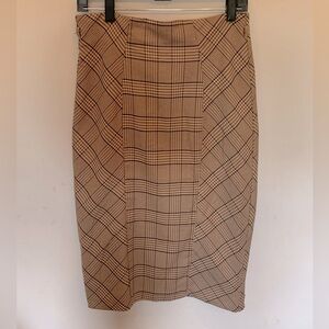 NY & Co. brown tan plaid pencil skirt with back ruffle.